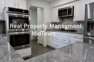 Charming Home Centrally Located in the DFW