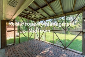 Charming Home Centrally Located in the DFW