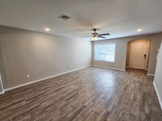 Beautiful 3 Bedroom/2.5 Bathroom Chaffee Crossing Townhome **First Full Month's Rent FREE**