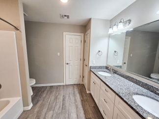 Beautiful 3 Bedroom/2.5 Bathroom Chaffee Crossing Townhome **First Full Month's Rent FREE**