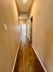 Beautiful 3 Bed/2 Bath Single Story Duplex in Chaffee Crossing! **Move In Special!**