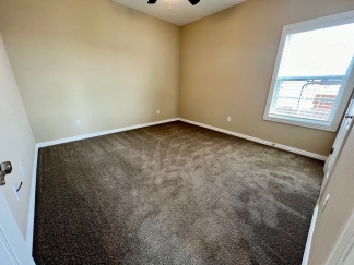 Beautiful 3 Bed/2 Bath Single Story Duplex in Chaffee Crossing! **Move In Special!**