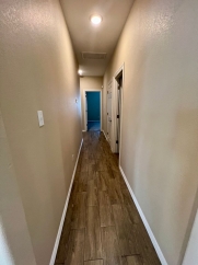 Beautiful 3 Bed/2 Bath Single Story Duplex in Chaffee Crossing! **Move In Special!**