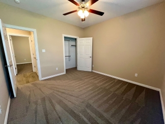 Beautiful 3 Bed/2 Bath Single Story Duplex in Chaffee Crossing! **Move In Special!**