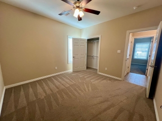 Beautiful 3 Bed/2 Bath Single Story Duplex in Chaffee Crossing! **Move In Special!**