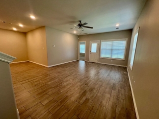 Spacious 3 Bedroom/2 Bathroom Chaffee Crossing Townhome **UPDATED MOVE IN SPECIAL**
