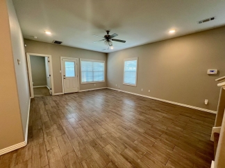 Spacious 3 Bedroom/2 Bathroom Chaffee Crossing Townhome **UPDATED MOVE IN SPECIAL**