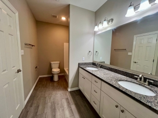 Spacious 3 Bedroom/2 Bathroom Chaffee Crossing Townhome **UPDATED MOVE IN SPECIAL**