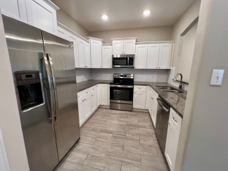 Spacious 3 Bedroom/2 Bathroom Chaffee Crossing Townhome **UPDATED MOVE IN SPECIAL**