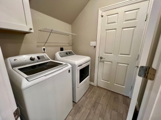 Spacious 3 Bedroom/2 Bathroom Chaffee Crossing Townhome **UPDATED MOVE IN SPECIAL**