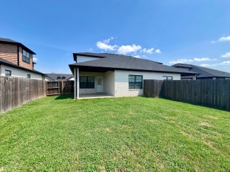 Spacious 3 Bedroom/2 Bathroom Chaffee Crossing Townhome **UPDATED MOVE IN SPECIAL**