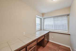 Large Mansfield National Pool Home