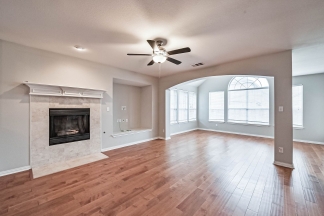 Large Mansfield National Pool Home