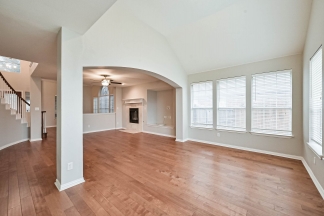 Large Mansfield National Pool Home