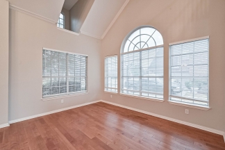 Large Mansfield National Pool Home