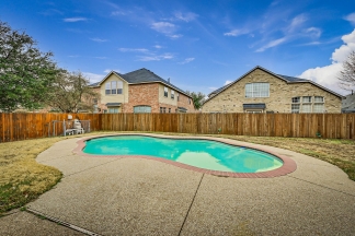 Large Mansfield National Pool Home