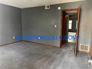 Great price for 1 bedroom apartment, large closets and updated flooring