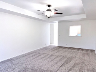 Fabulous 3 Bed/2 Bath Duplex with Open Floor Plan!!