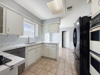 9206 Sharpview Drive