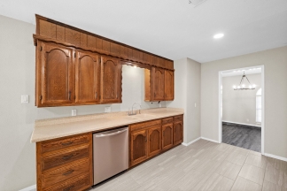 Newly Renovated in North Arlington