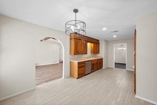 Newly Renovated in North Arlington