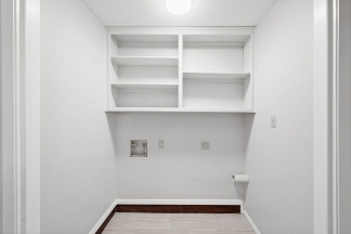 Newly Renovated in North Arlington