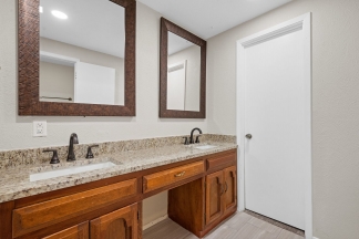 Newly Renovated in North Arlington