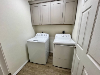 3B/2.5B Spacious Townhome with Fenced Backyard in Chaffee Crossing. **ASK ABOUT MOVE IN SPECIAL**