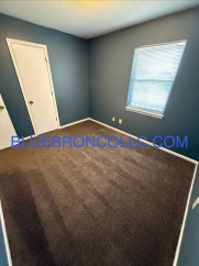 Cute 2 bedroom 1 bathroom home with a 1 car garage