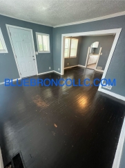 NEWly renovated Cute 2 bedroom 1 bathroom home