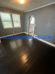 NEWly renovated Cute 2 bedroom 1 bathroom home