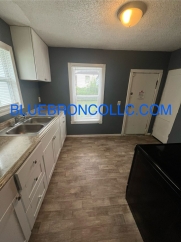 NEWly renovated Cute 2 bedroom 1 bathroom home