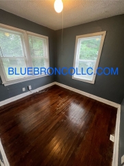 NEWly renovated Cute 2 bedroom 1 bathroom home