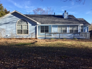 Charming Three Bedroom Home For Lease! Fabulous Neighborhood!