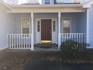 Charming Three Bedroom Home For Lease! Fabulous Neighborhood!