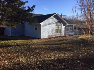 Charming Three Bedroom Home For Lease! Fabulous Neighborhood!