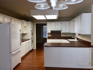 Charming Three Bedroom Home For Lease! Fabulous Neighborhood!