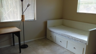 4 BR / 3 Bath Home with Detached Studio - Sarasota, FL