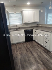 Beautiful 3 Bed 2 Bath Home for Rent In Van Buren - *MOVE IN SPECIAL*