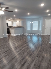 Beautiful 3 Bed 2 Bath Home for Rent In Van Buren - *MOVE IN SPECIAL*