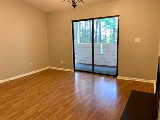 2bd/2ba Condo in South Durham, Only One Mile Away From Southpoint Mall!