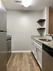 2bd/2ba Condo in South Durham, Only One Mile Away From Southpoint Mall!