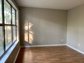 2bd/2ba Condo in South Durham, Only One Mile Away From Southpoint Mall!
