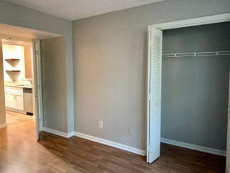 2bd/2ba Condo in South Durham, Only One Mile Away From Southpoint Mall!