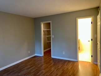 2bd/2ba Condo in South Durham, Only One Mile Away From Southpoint Mall!