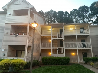 2bd/2ba Condo in South Durham, Only One Mile Away From Southpoint Mall!