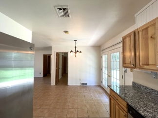 Coming Soon! 18-Month Lease Offer!! Ideal 3/2 in Edmond's Prime Location Near US77: A Perfect Blend of Charm and Convenience!