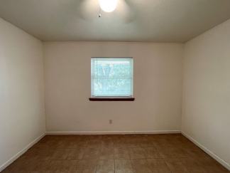 Coming Soon! 18-Month Lease Offer!! Ideal 3/2 in Edmond's Prime Location Near US77: A Perfect Blend of Charm and Convenience!