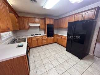 Adorable single family home coming in SEPTEMBER! 3 Bed 1.5 Bath 1 Car Garage