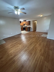 Cute House in Greenwood! 3 bed 1.5 bath 1 car garage